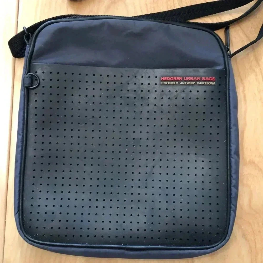 Hedgren Urban Bags crossbody bag with zipper close